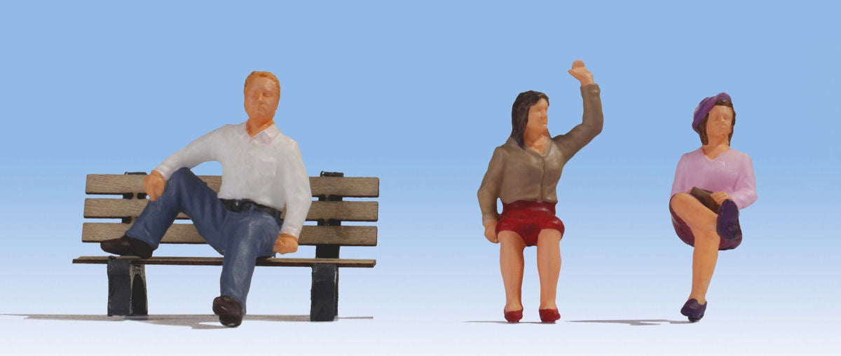 Noch Seated People (3) Figure Set N17860