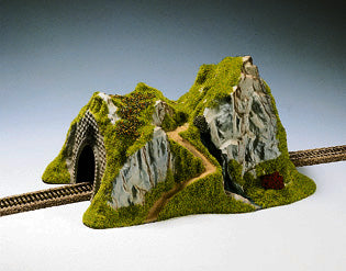 Noch Single Track Straight Tunnel 31x18x14cm N48670