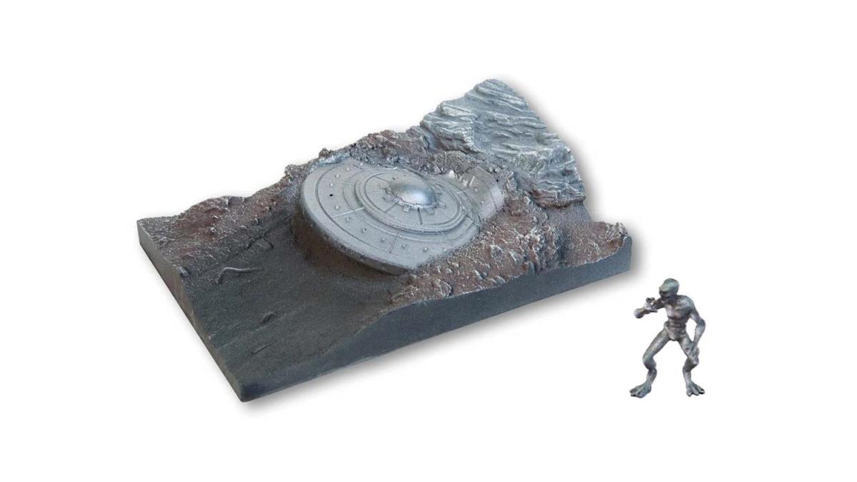 Noch UFO Landing Hard Foam Scene N60765