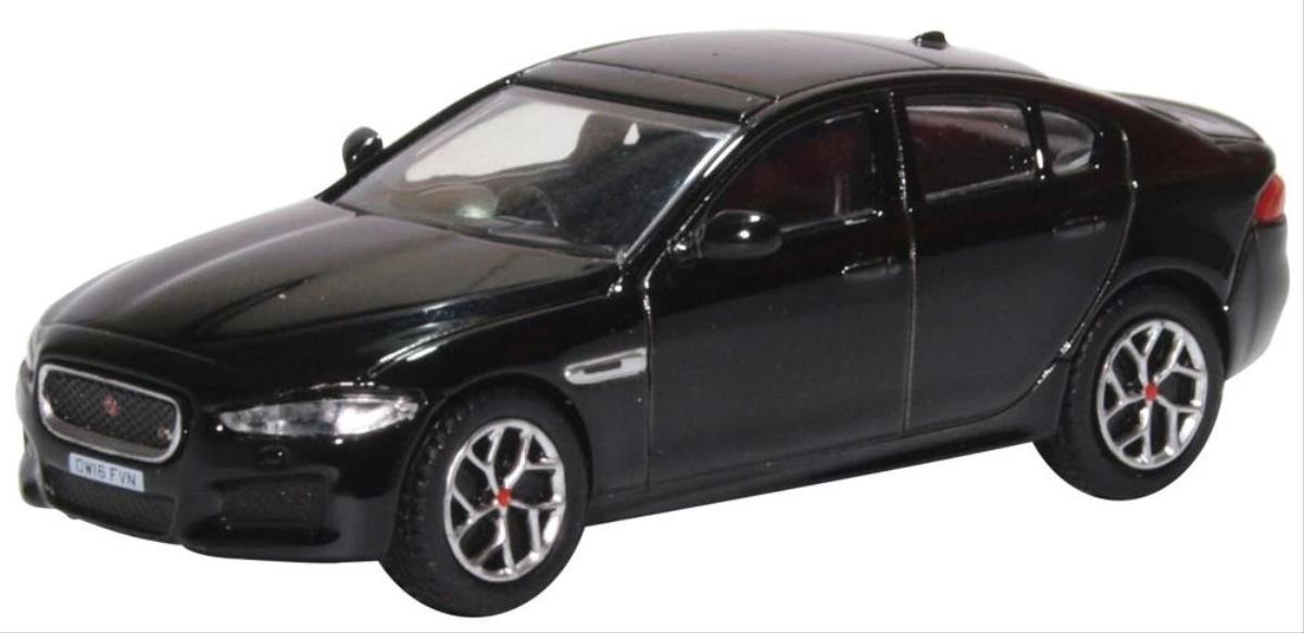 Oxford Diecast Jaguar XE Narvik Black OD76JXE003