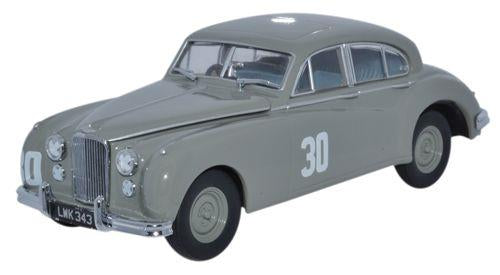 Oxford Diecast Jaguar MkVII 1952 Silverstone S Moss ODJAGVII007