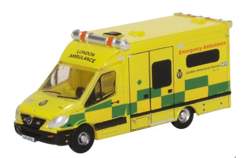 Oxford Diecast Mercedes Ambulance London ODNMA002