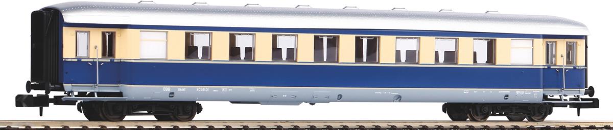Piko OBB 2nd Class Skirted Coach III PK40626