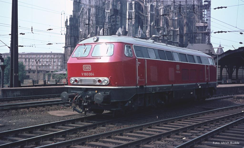 Piko Expert DB V160 Diesel Locomotive III (~AC) PK52405