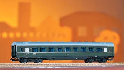 Piko Classic DR B4ge 2nd Class Modernisation Coach III PK53242