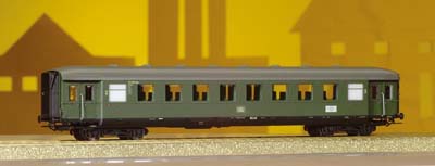 Piko Classic DB B4ylwe 2nd Class Valance Coach III PK53275