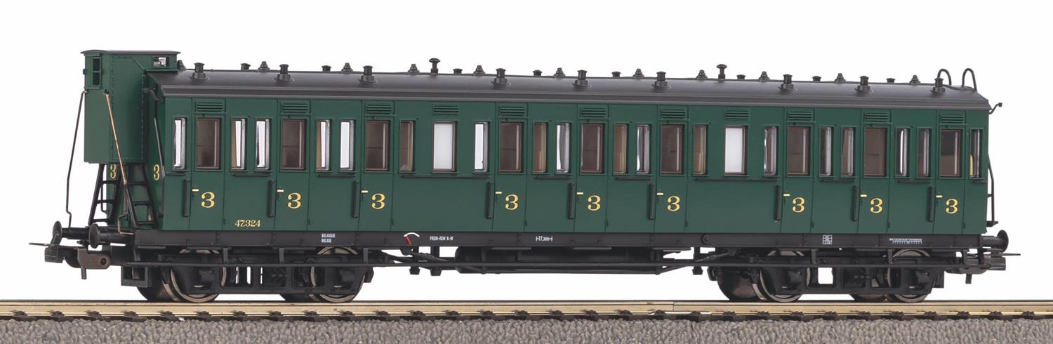 Piko Classic SNCB 3rd Class Coach w/Brakeman's Cab III PK53335