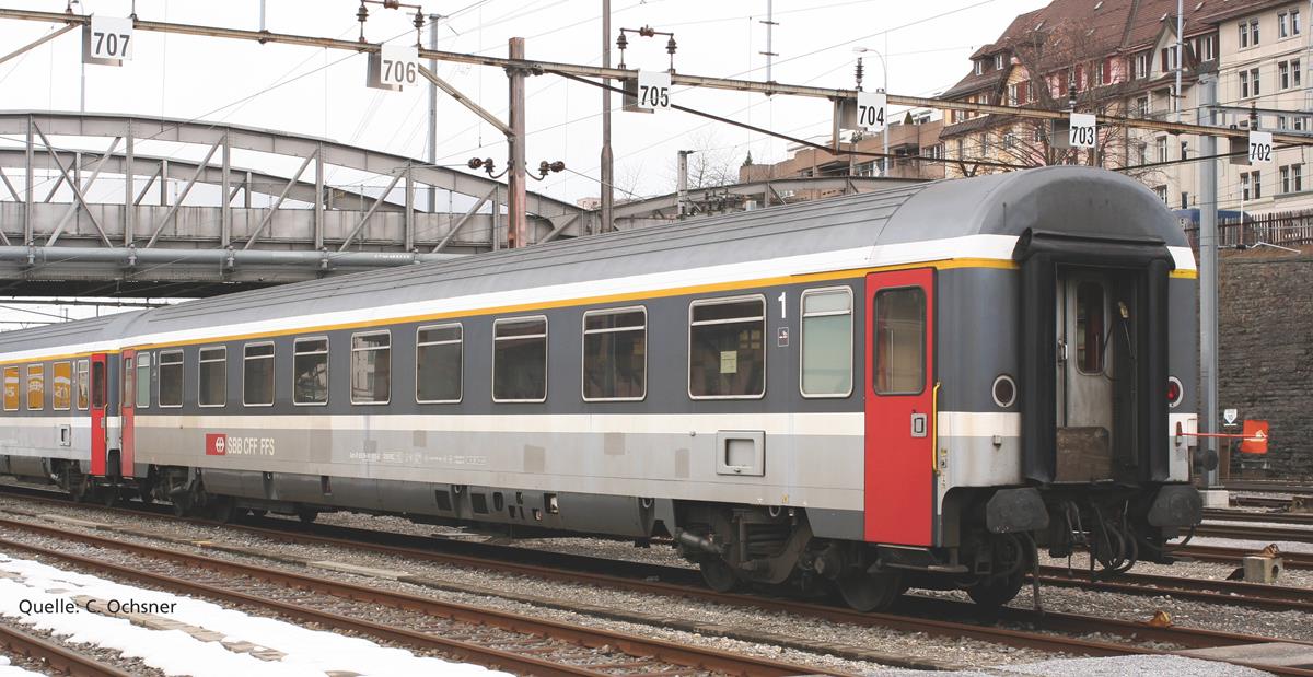 Piko Expert SBB Eurofima 1st Class Coach V PK58537