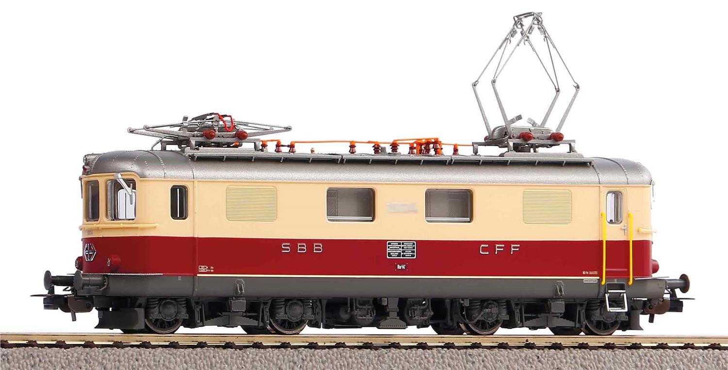 Piko Expert SBB Re4/4 I 10033 TEE Electric Loco IV (DCC-Sound) PK96890