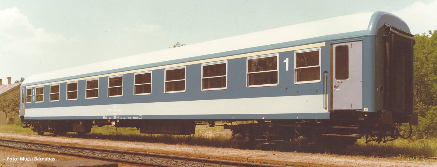 Piko Expert MAV 1st Class Coach IV PK97619