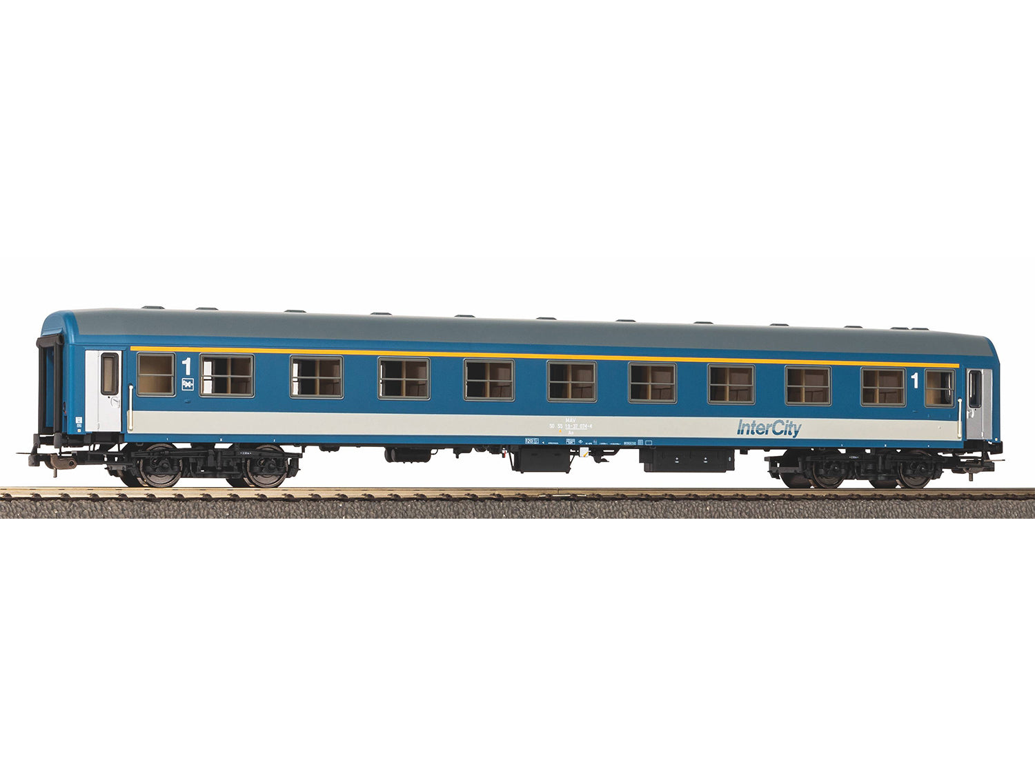 Piko Expert MAV 111A 1st Class Coach V PK97626