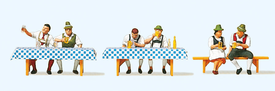 Preiser At the Oktoberfest (6) Exclusive Figure Set PR10447