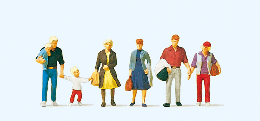 Preiser Walking Travellers (6) Exclusive Figure Set PR10517