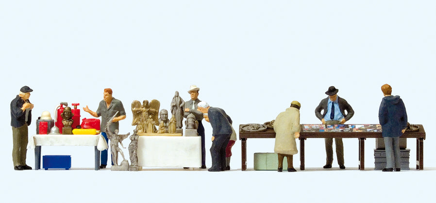 Preiser At the Flea Market Scene (7) Exclusive Figure Set PR10614