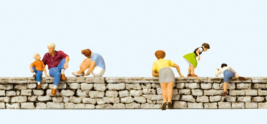 Preiser Climbing on the Wall (6) Exclusive Figure Set PR10615