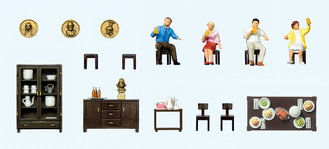 Preiser Dining Room Scene (4) Exclusive Figure Set PR10657
