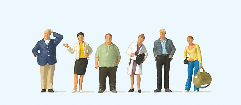 Preiser Waiting Train Travellers (6) Exclusive Figure Set PR10734