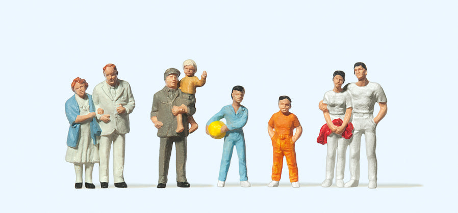 Preiser Spectators (7) Standard Figure Set PR14143