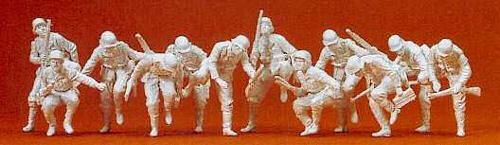 Preiser German Reich 1939-45 Armoured Infantry Riflemen (12) Kit PR16528