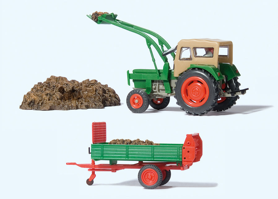 Preiser Deutz D6206 Tractor with Trailer & Muck PR17944