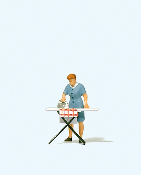 Preiser Ironing Figure PR28154