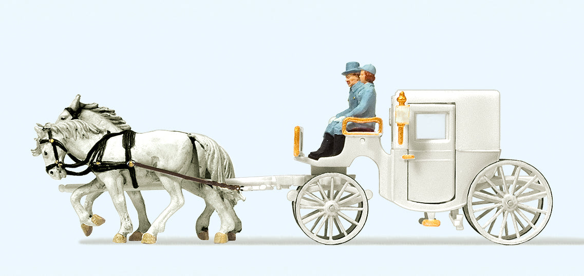 Preiser Horse Drawn Wedding Carriage (Closed) PR30495