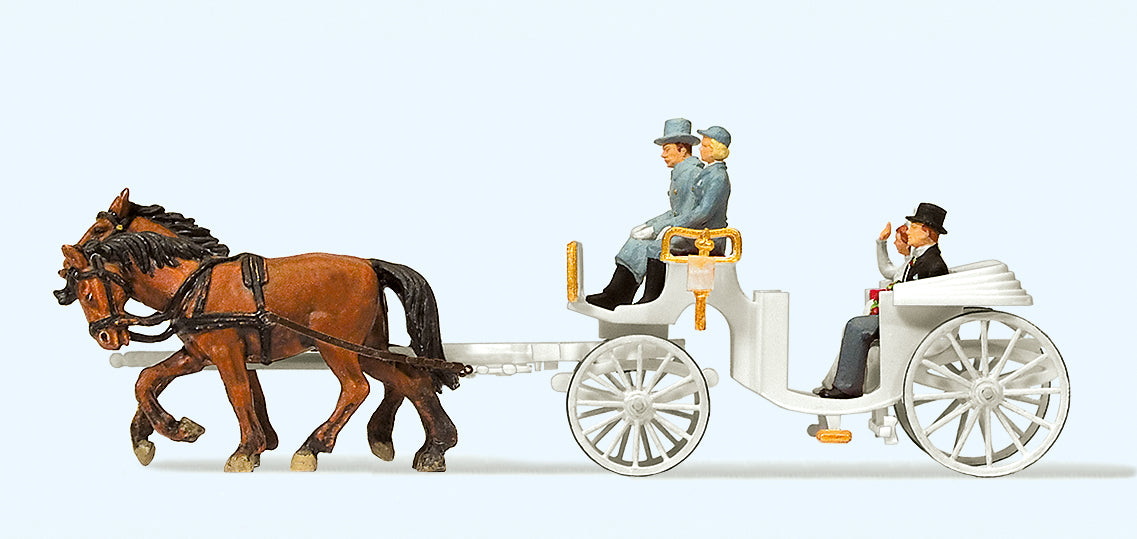 Preiser Horse Drawn Wedding Carriage (Open) PR30496