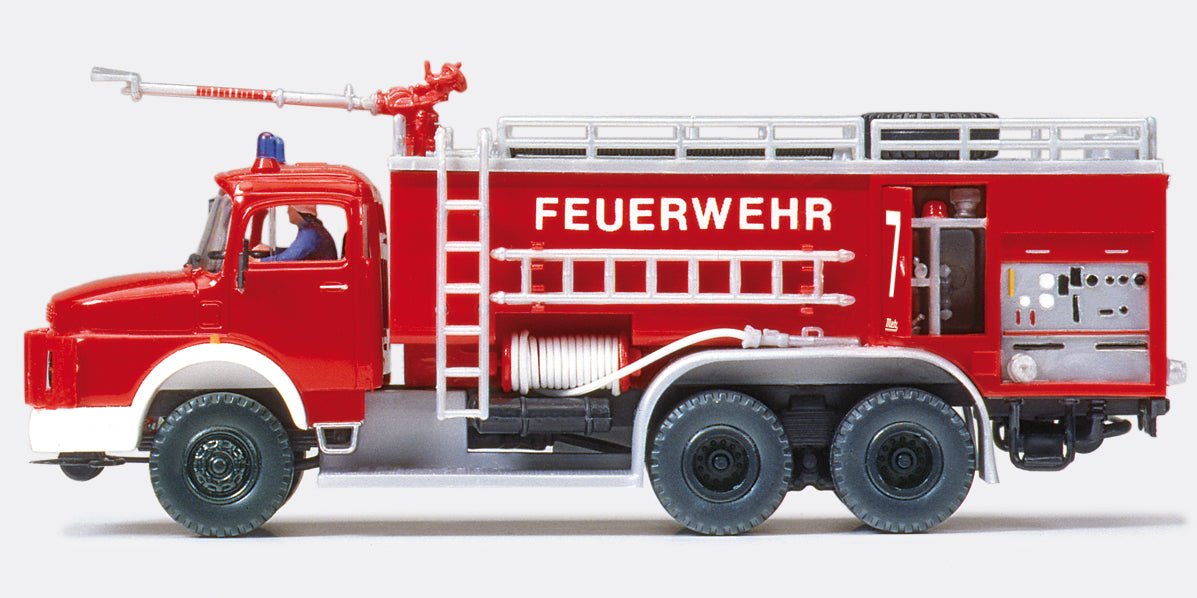 Preiser Fire Service Airfield Tender MB LAK2624/Metz Body Kit PR31163