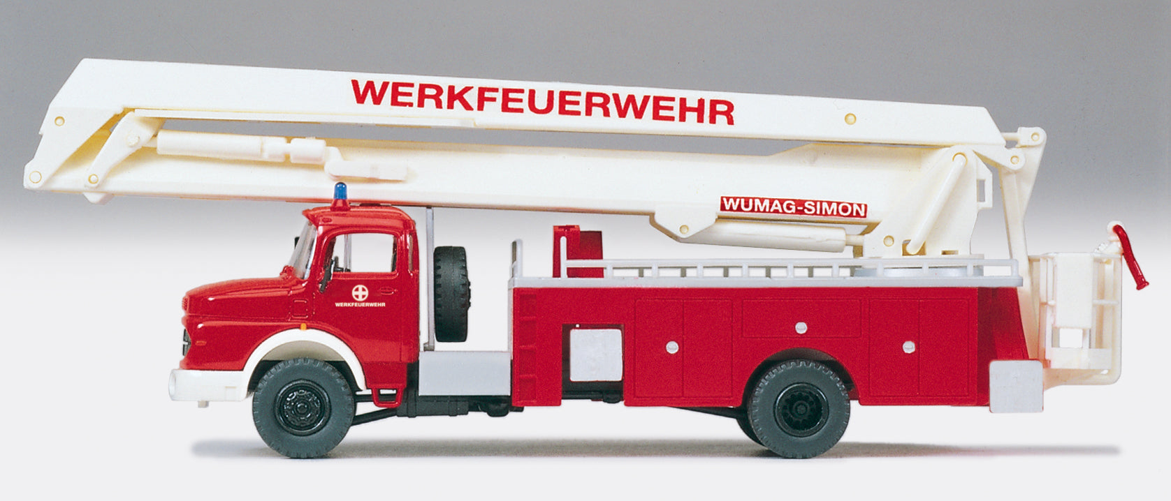 Preiser Fire Service Elevated Platform MB LA 1924 Wumag-Simon Kit PR31180