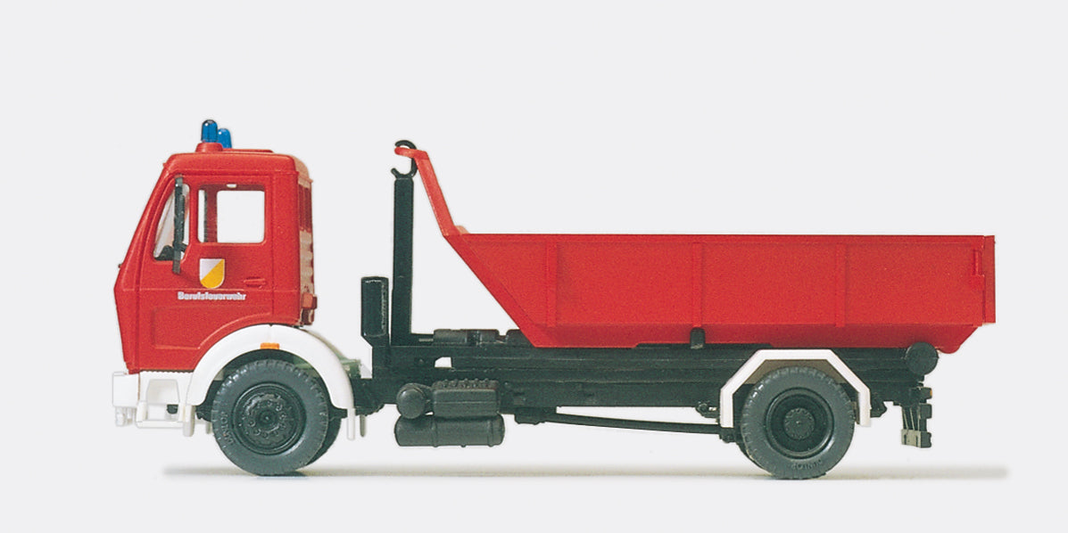 Preiser Fire Service Multi Purpose Vehicle MB 1622/45 Kit PR31207