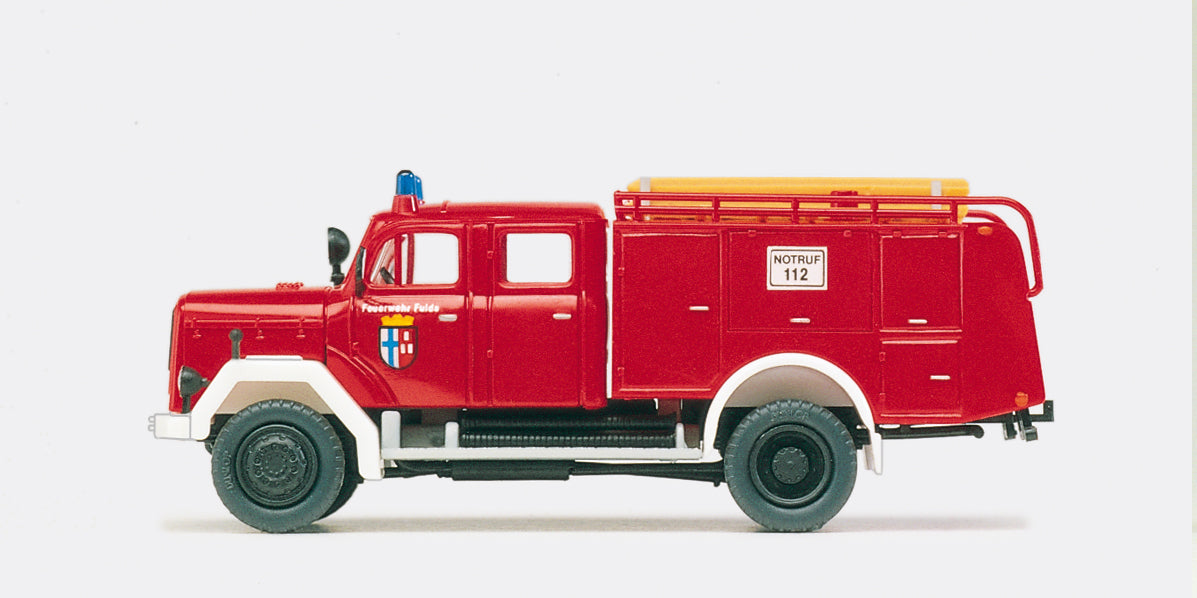 Preiser Fire Service Tank Pumper Magirus 150 D10A Kit PR31218