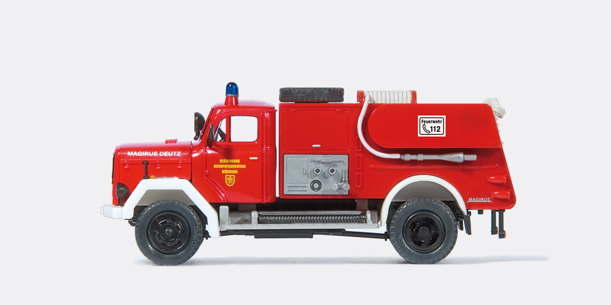 Preiser Fire Service Water Carrier ZLF 24 Magirus 150 D10A Kit PR31257