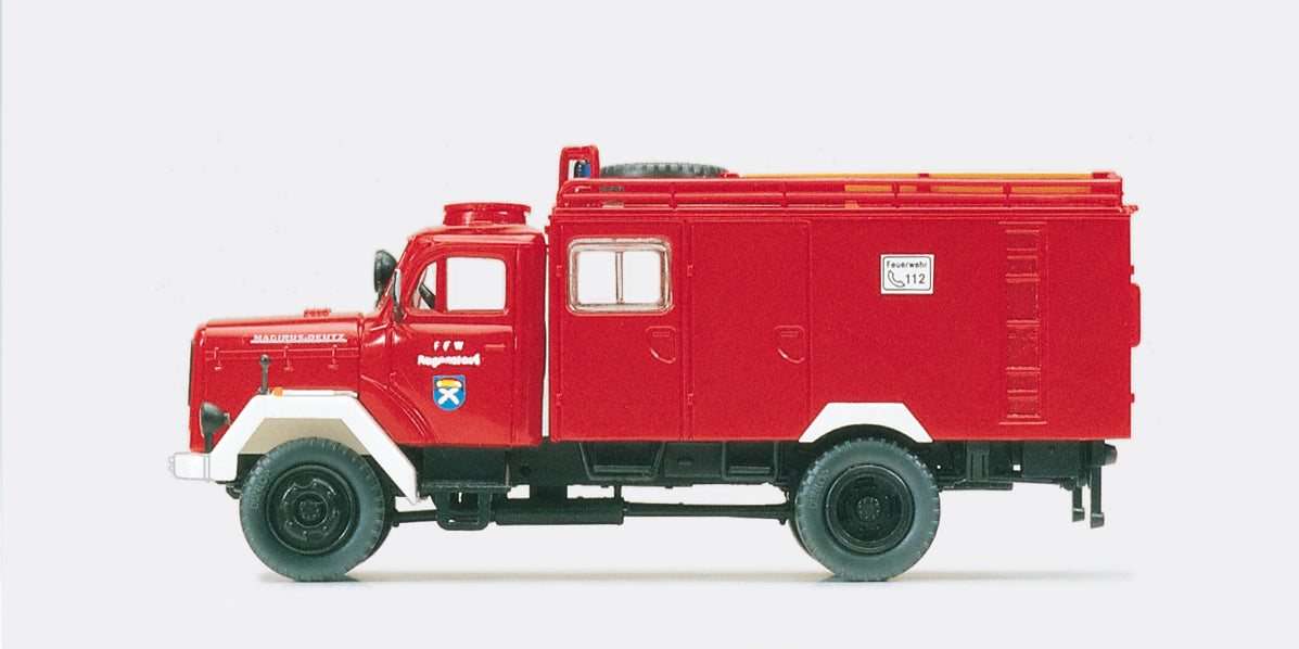Preiser Fire Service Hose Carrier Magirus 125A Kit PR31276