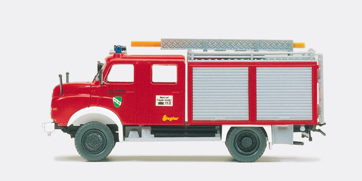 Preiser Fire Service Tank Pumper MAN 11.192 Ziegler Kit PR31298