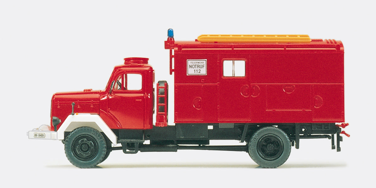 Preiser Fire Service Tool/Gear Lorry Magirus 120 D10A Kit PR31308