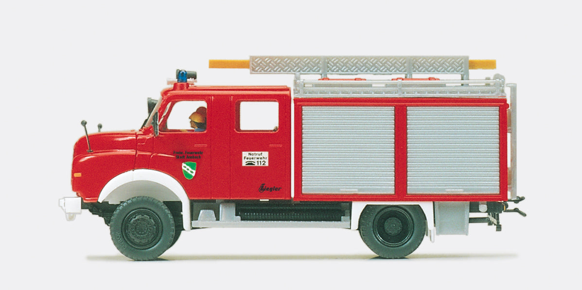 Preiser Fire Service Tank Pumper TLF16/25 MAN 11.192 Ziegler Body PR35005