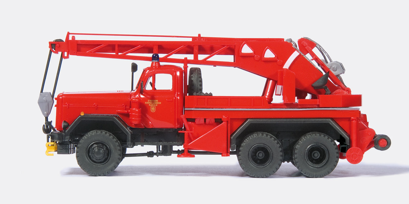Preiser Fire Service Crane Truck KW16 Magirus 250 D25A 150yrs PR35033