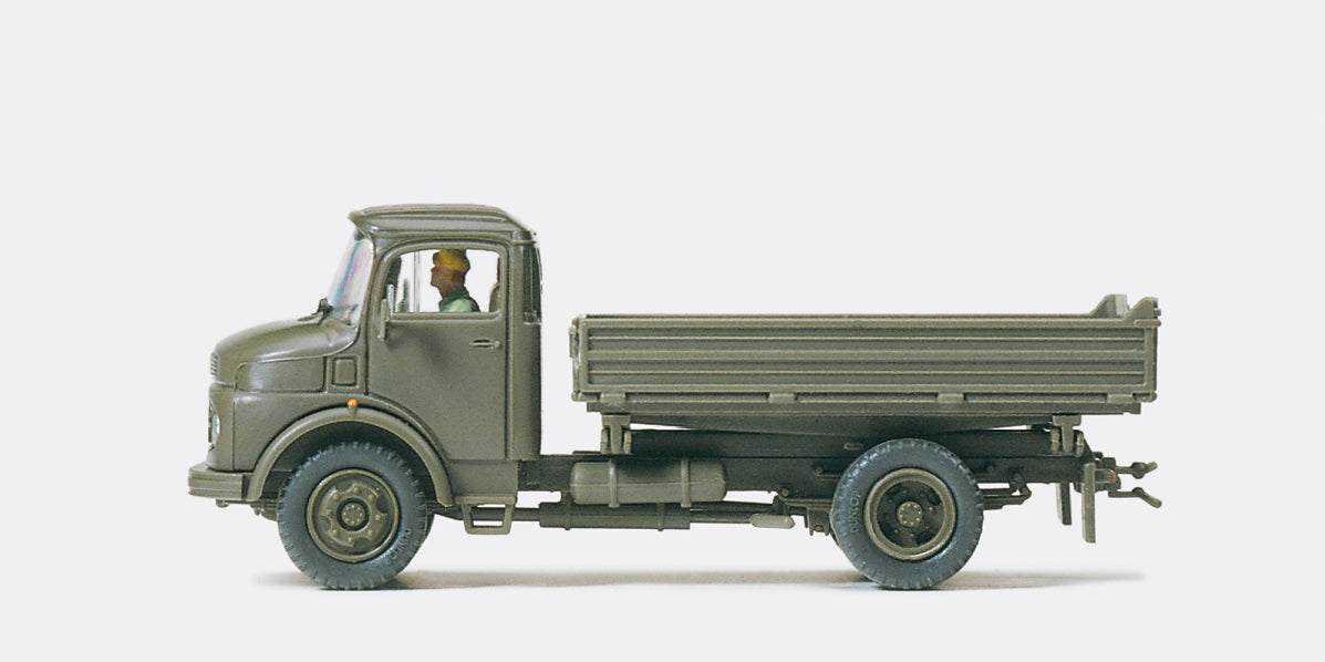 Preiser German Army 3 Way Tipper MB LK 911B PR37010