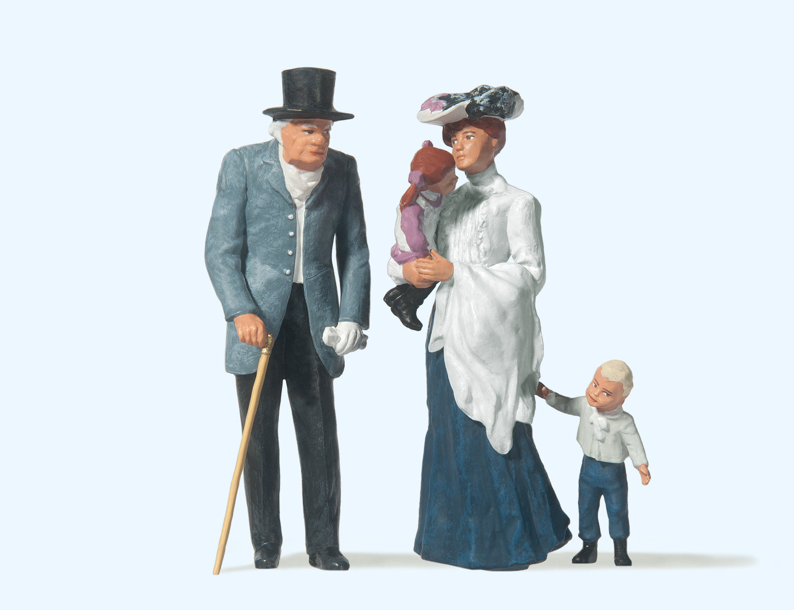 Preiser Old Man with Woman and Children Figure Set PR45066
