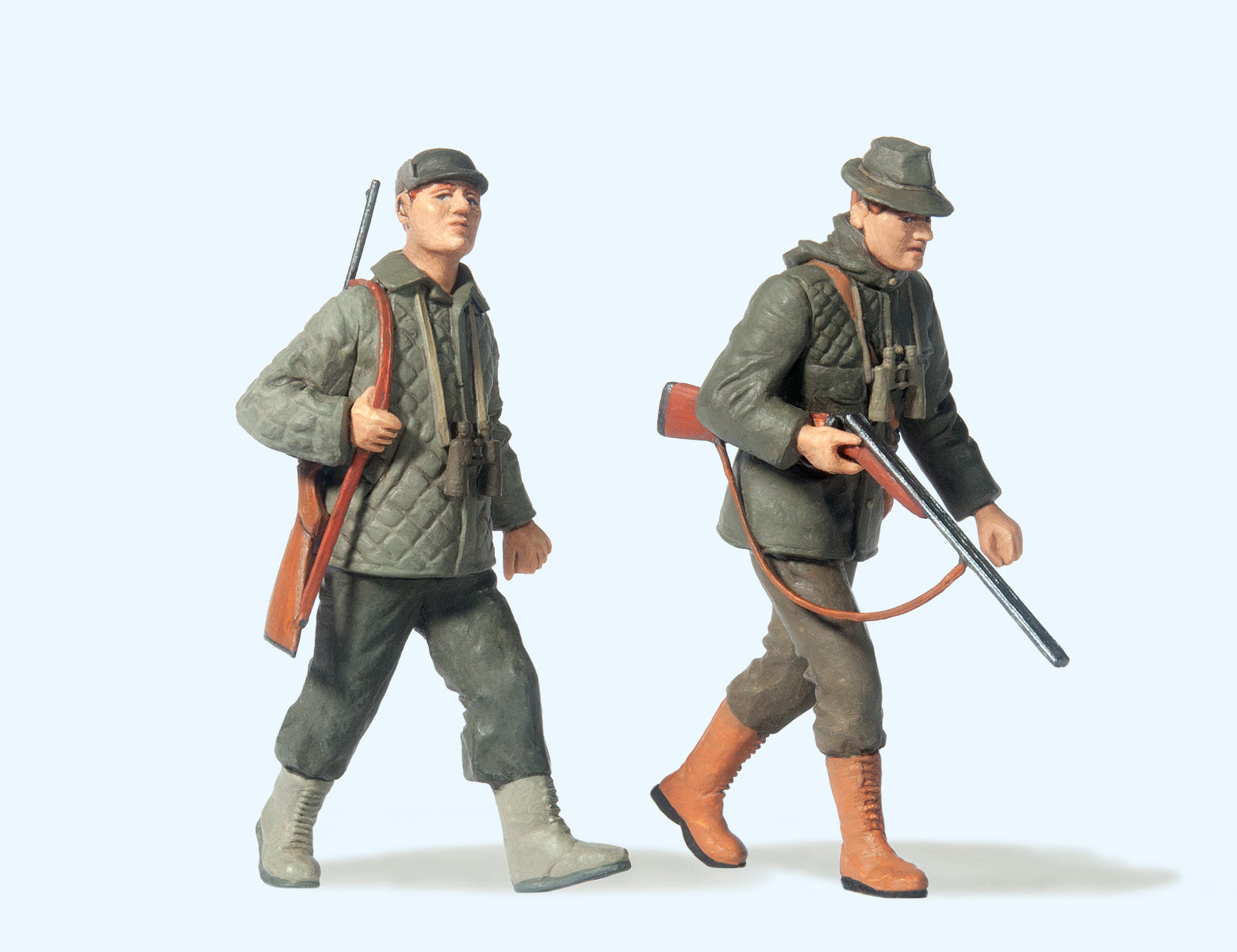 Preiser Hunstmen Walking (2) Figure Set PR45136