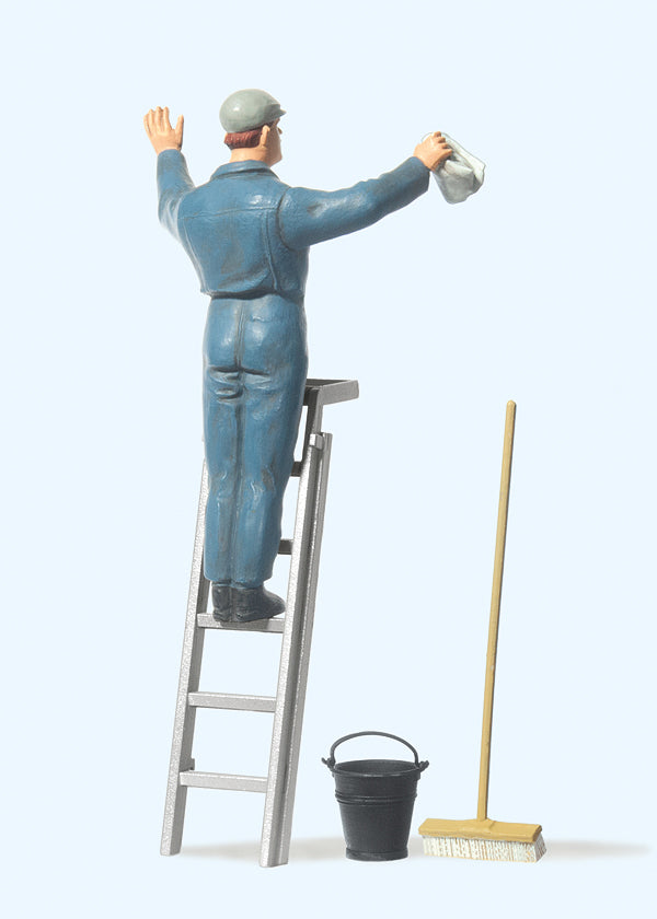 Preiser Carriage Cleaner and Accessories Figure PR45505
