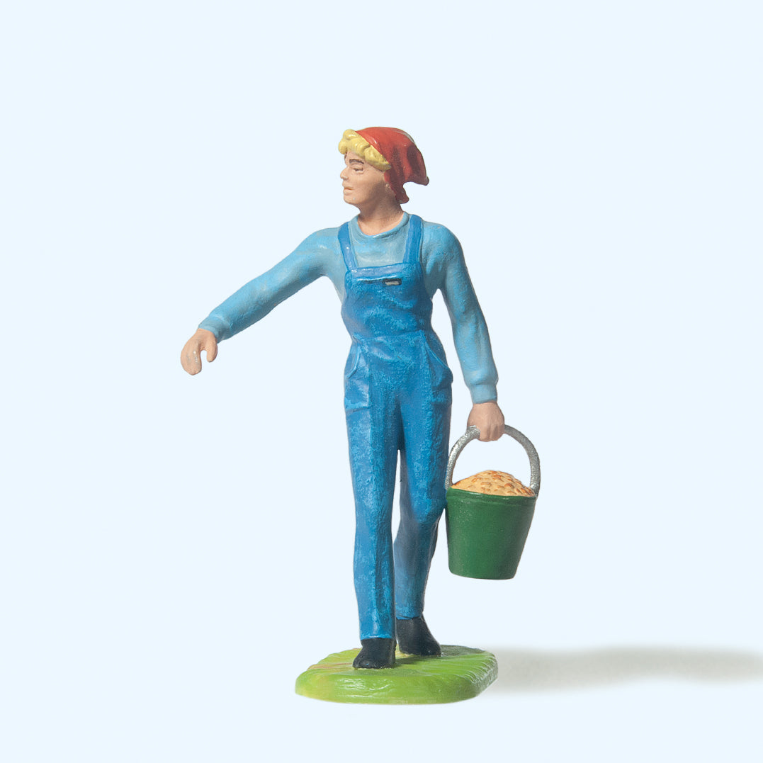 Preiser Farmer's Wife Figure PR47102