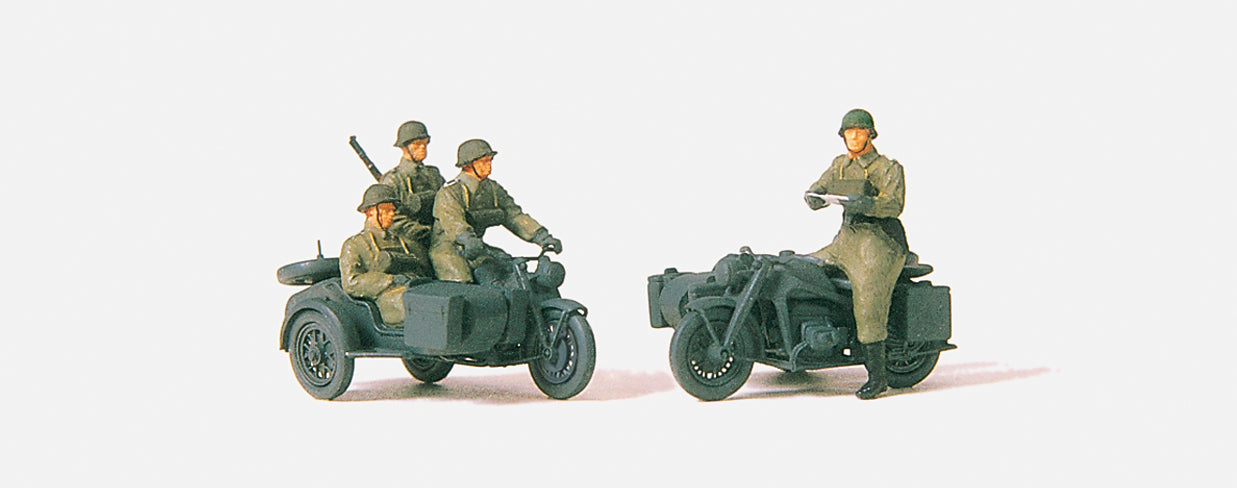 Preiser German Reich 1939-45 Mounted Motorcycle Crew (2) Kit PR72538