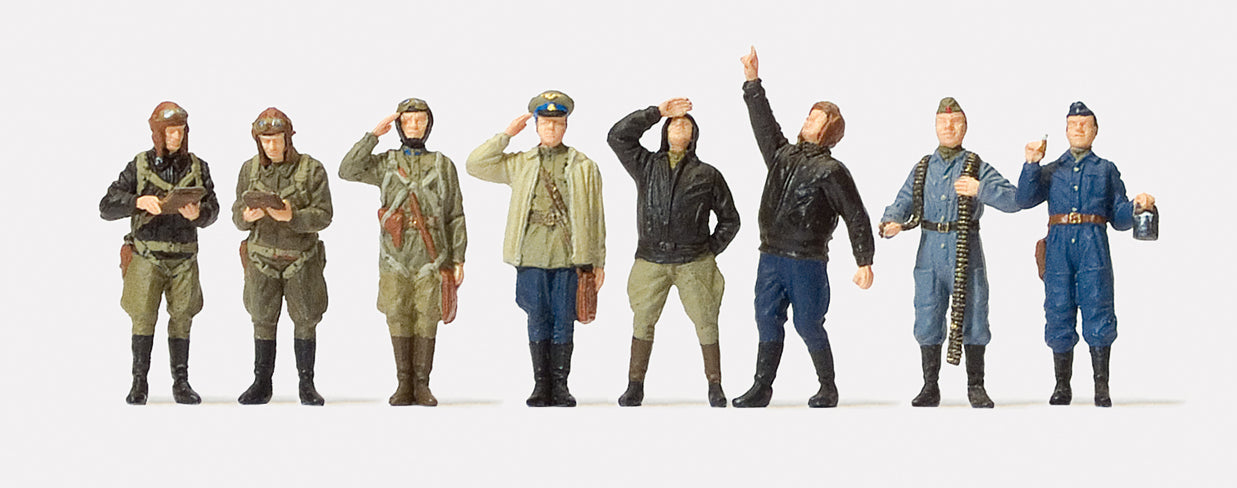 Preiser USSR 1941-45 Standing Pilots/Ground Crew (8) Kit PR72543