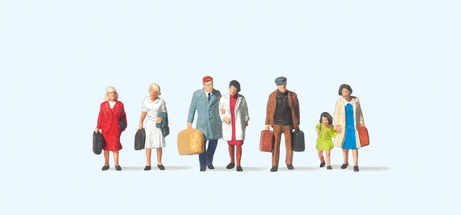 Preiser Travellers Walking (7) Figure Set PR75036