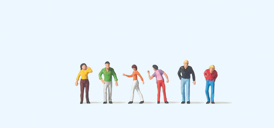 Preiser Passers By Walking (6) Figure Set PR79026