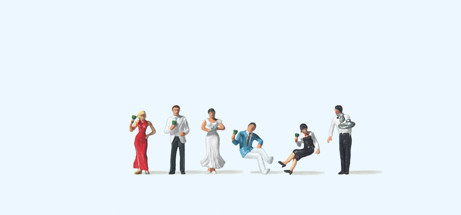 Preiser Party Guests (5) and Waiter Figure Set PR79038