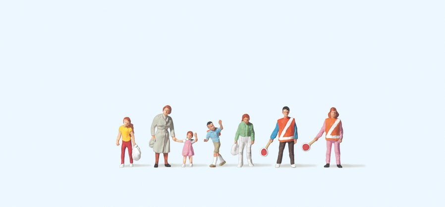 Preiser School Crossing Patrol (7) Figure Set PR79109