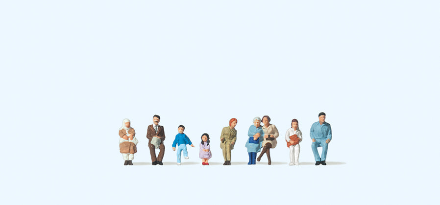 Preiser Passengers Seated (9) Figure Set PR79124