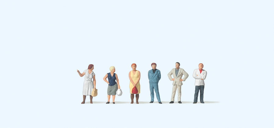 Preiser Passers By (6) Figure Set PR79158